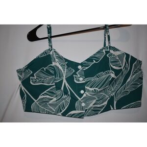 Women's Shein Palm Leaf Cropped Cami Tank Green and‎ WhiteSize 2XL